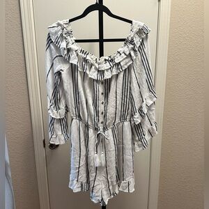 Off shoulder romper!